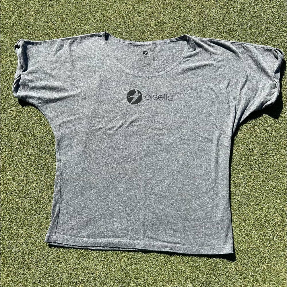Oiselle gray dolman sleeved shirt, size XL